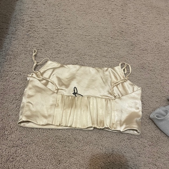 Zara - Picture 2 of 2